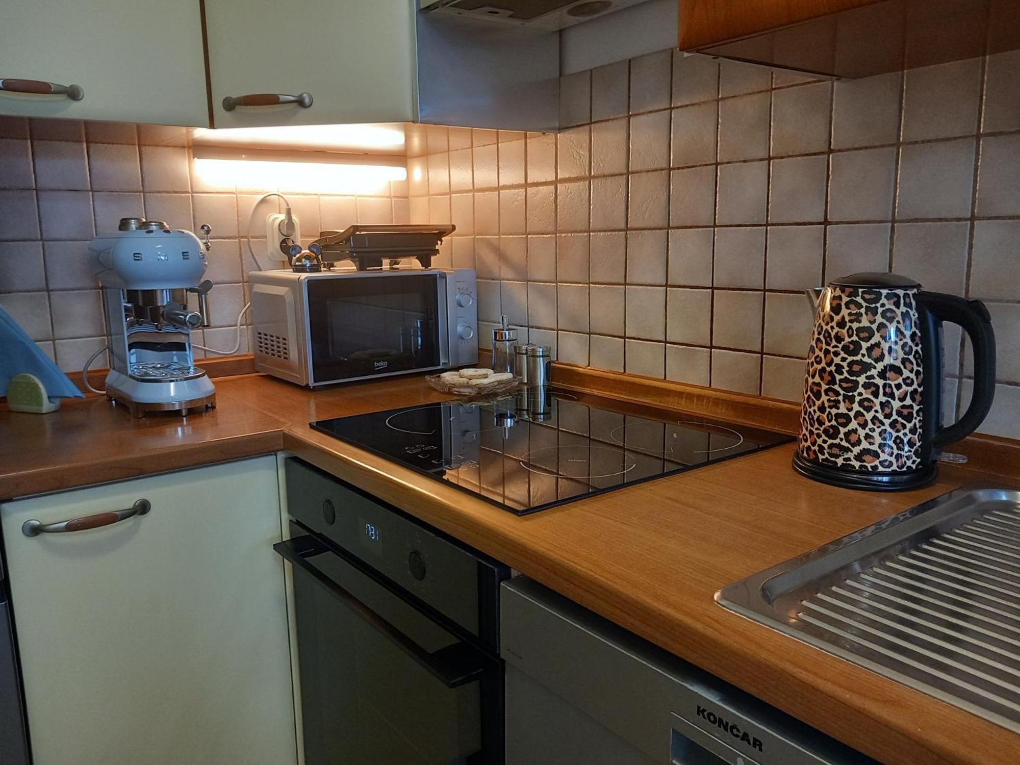 ספליט Apartment Harmony - Pleasant And Comfortable Place With A Balcony And A Secured Garage מראה חיצוני תמונה